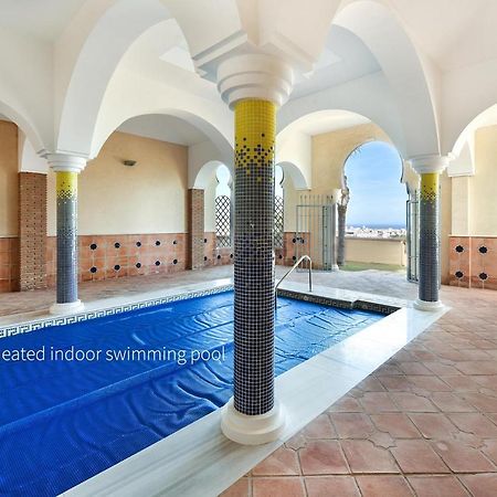 Castillo Malaga Luaran gambar